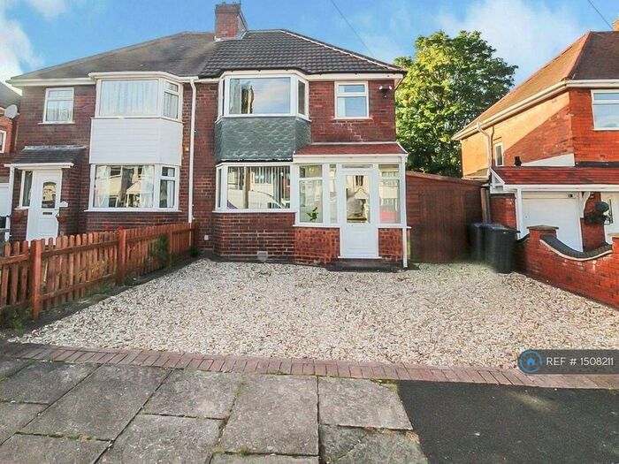 3 Bedroom Semi-Detached House To Rent In Springthorpe Road, Birmingham, B24