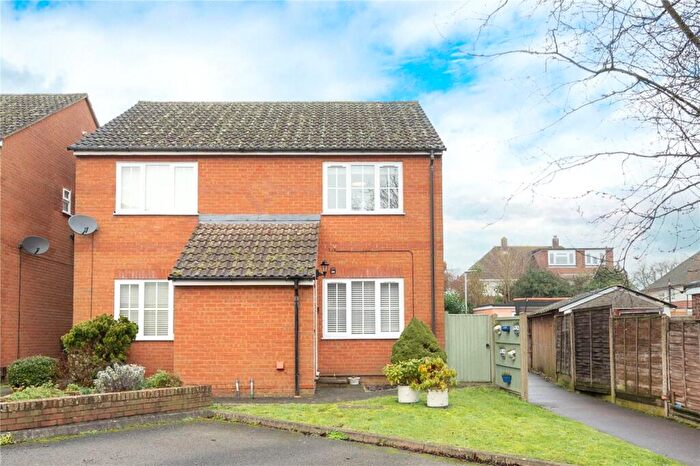 2 Bedroom Semi-Detached House For Sale In Woodlea, Hammers Gate, St. Albans, Hertfordshire, AL2