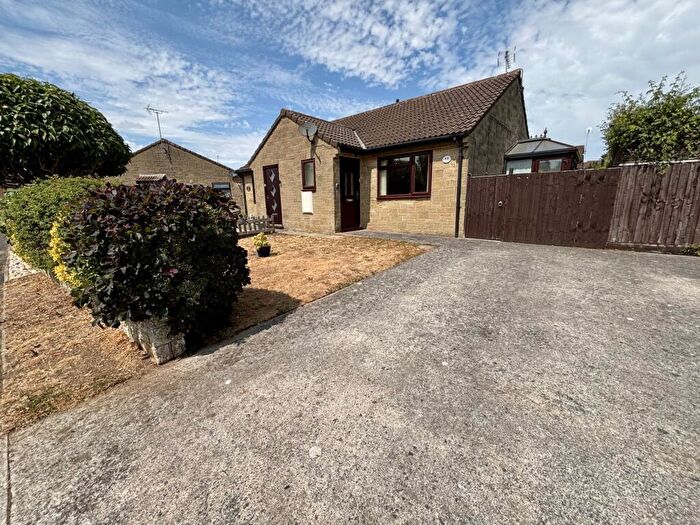 1 Bedroom Semi-Detached House For Sale In White Mead, Yeovil, BA21