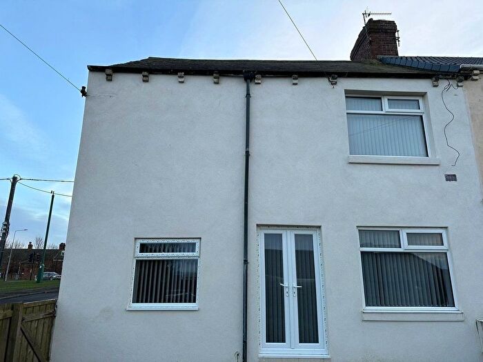 3 Bedroom Semi-Detached House To Rent In Dene Street, Stanley, DH9