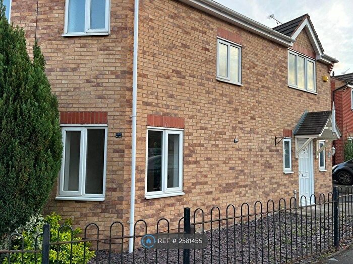 2 Bedroom Semi-Detached House To Rent In Autumn Road, Leicester, LE2