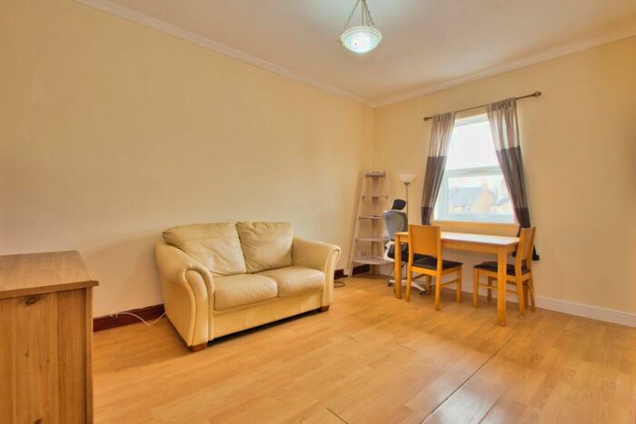1 Bedroom Flat To Rent In Headstone Road, Harrow, HA1