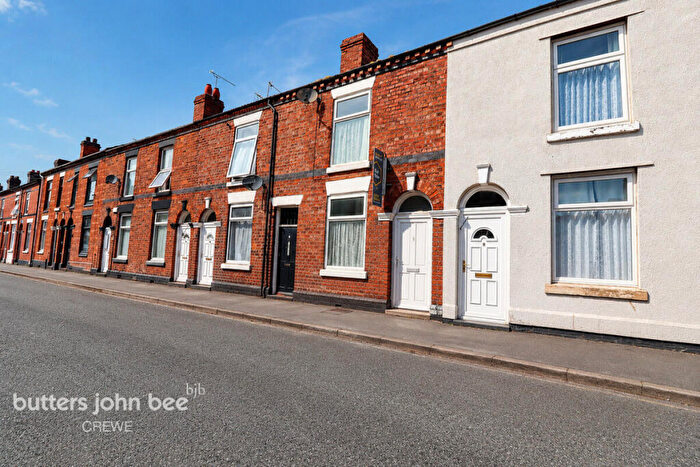 2 Bedroom Terraced House For Sale In Maxwell Street, Crewe, CW2