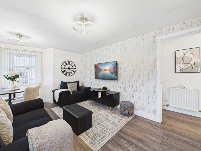 1 Bedroom Flat For Sale In St Johns Place, Ardrossan, KA22