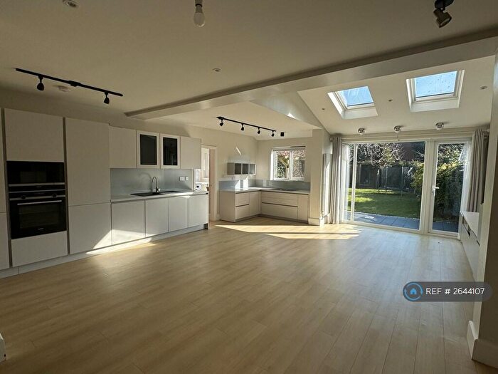 4 Bedroom Semi-Detached House To Rent In Stoney Road, Coventry, CV1