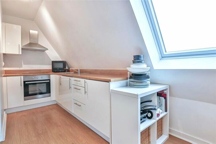 1 Bedroom Apartment For Sale In Christchurch Road, Boscombe, Bournemouth, BH7