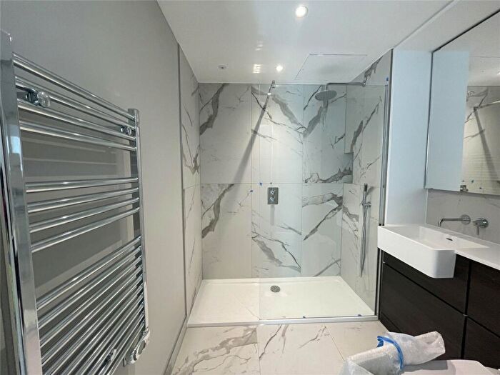 2 Bedroom Apartment To Rent In Juniper Gardens, Oval Village, Gasholder Place, Oval, SE11