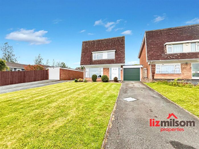 4 Bedroom Detached House For Sale In Dorset Drive, Moira, Swadlincote, DE12