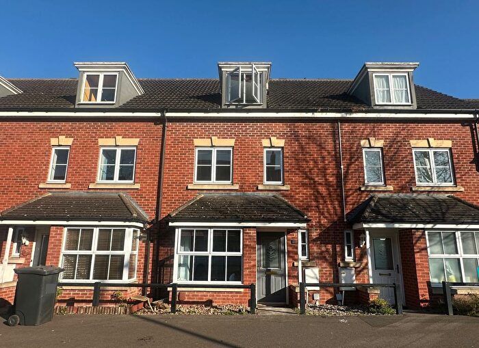 4 Bedroom Property To Rent In West Lake Avenue, Peterborough, PE7