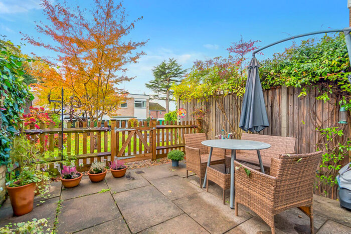 2 Bedroom Terraced House To Rent In Frithwood Avenue, Northwood, HA6