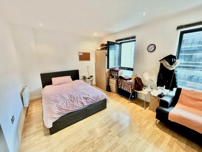 Studio To Rent In One Brewery Wharf, Waterloo Street, LS10