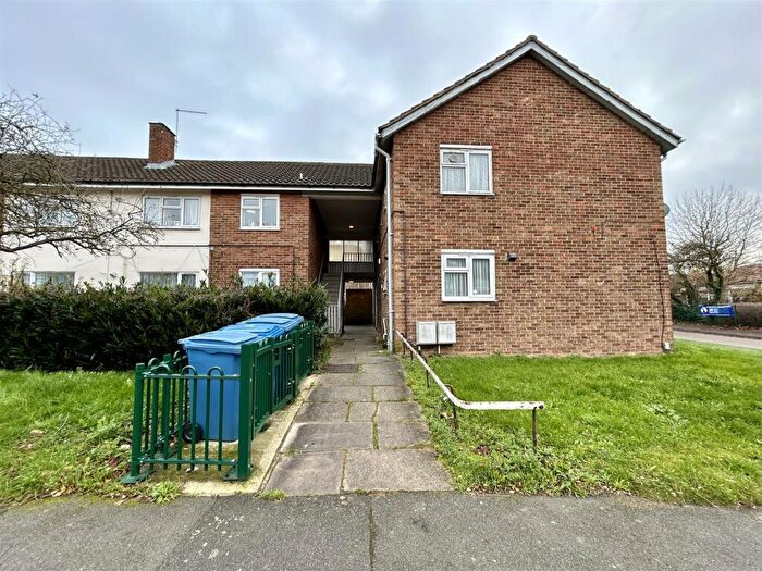 2 Bedroom Apartment To Rent In Little Grove Field, Harlow, CM19