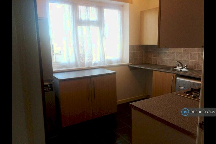 1 Bedroom Flat To Rent In Thurmaston, Leicester, LE4