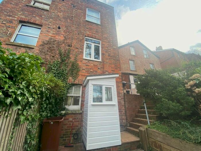 1 Bedroom Flat To Rent In Upper Grosvenor Road, Tunbridge Wells TN1