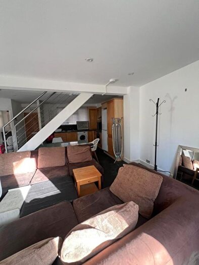 3 Bedroom Maisonette To Rent In Trott Street, London, SW11