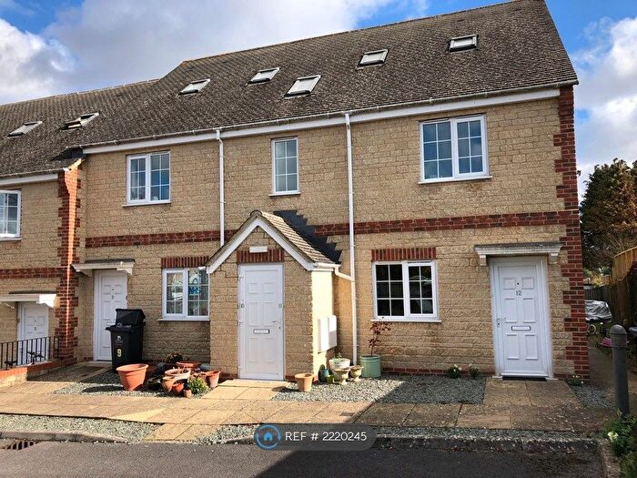 1 Bedroom Flat To Rent In Willoughby Fields, Freeland, Witney, OX29
