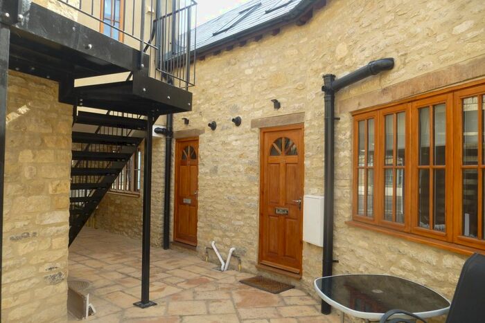 1 Bedroom Maisonette To Rent In West End, Witney, OX28