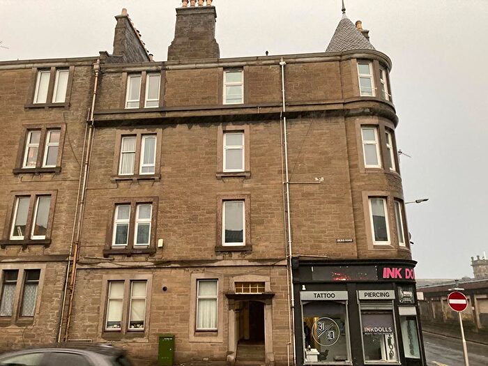 1 Bedroom Flat To Rent In .R Dens Road, Dundee, DD3
