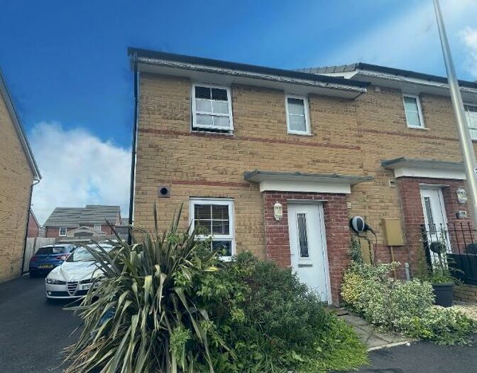3 Bedroom Semi-Detached House To Rent In Maes Y Rhedyn, Bridgend, CF31