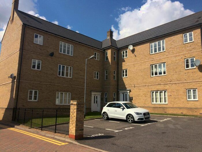 1 Bedroom Flat To Rent In Wickham Crescent, Braintree, CM7