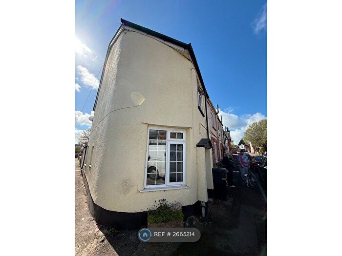 2 Bedroom End Terrace House To Rent In Scotts Lane, Wellington, TA21