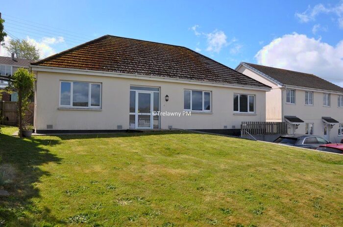 3 Bedroom Bungalow To Rent In Holmbush Road, St. Austell, PL25