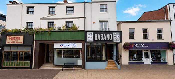 2 Bedroom Flat To Rent In Warwick Street, Leamington Spa, CV32