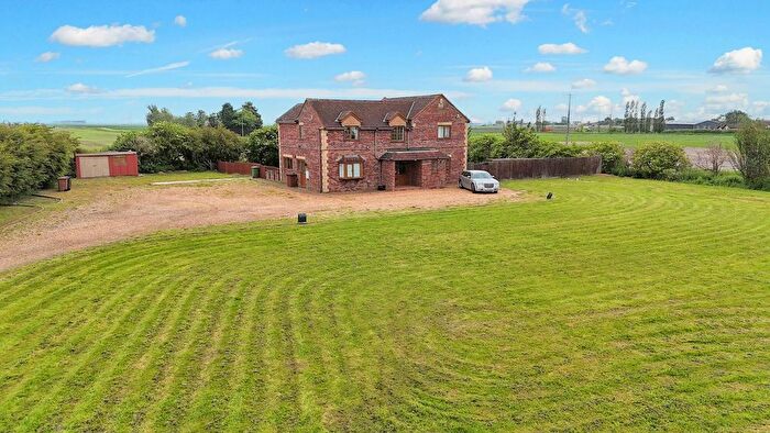 4 Bedroom Detached House For Sale In March Road, Turves, Peterborough, PE7