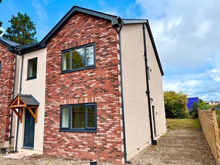 4 Bedroom Detached House For Sale In Five Locks Road, Pontnewydd, Cwmbran, NP44