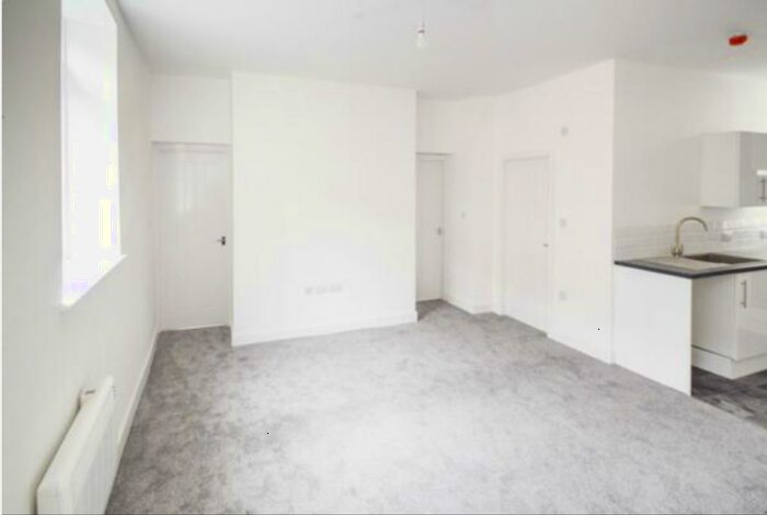 2 Bedroom Flat To Rent In Hull, Yorkshire, HU1