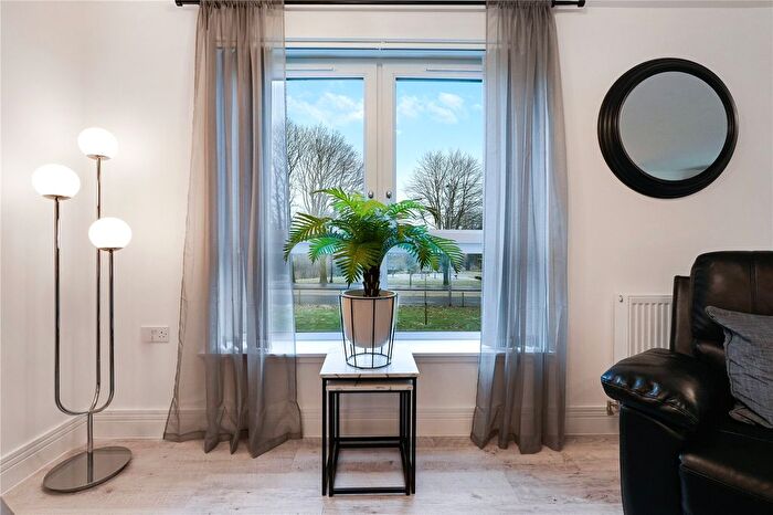 2 Bedroom Flat For Sale In Carrochan Gardens, Balloch, Alexandria, West Dunbartonshire, G83