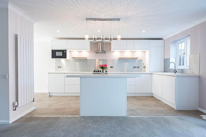 3 Bedroom Semi-Detached House To Rent In Stoke Heights, Fair Oak, Eastleigh, SO50