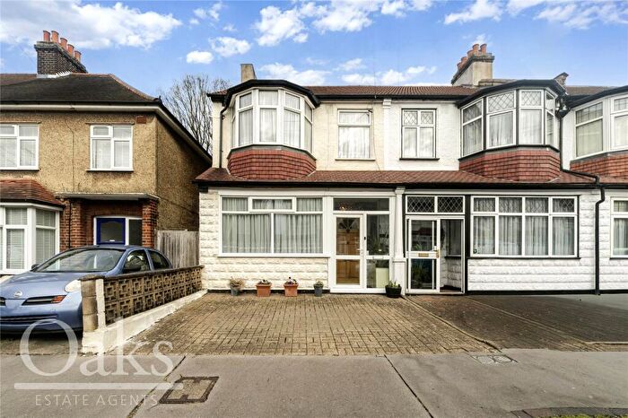 3 Bedroom End Of Terrace House For Sale In Pagehurst Road, Addiscombe, CR0