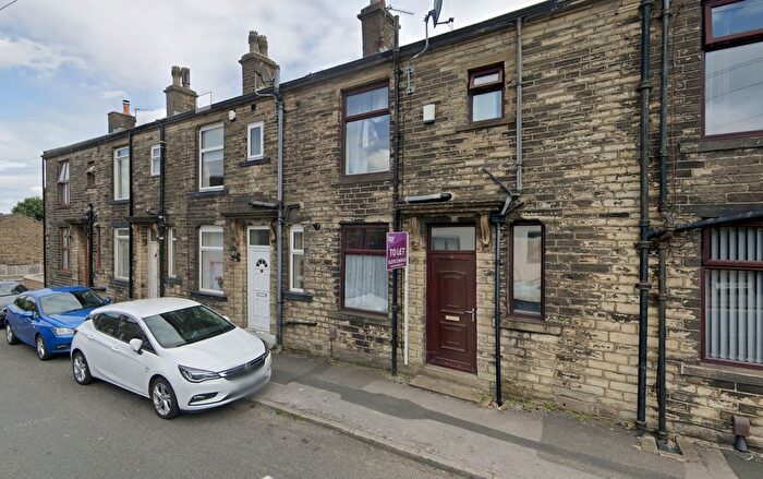 2 Bedroom Terraced House To Rent In Thornton Rd, Bradford, BD13