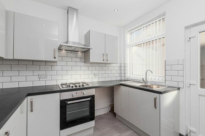 4 Bedroom Terraced House To Rent In Wyresdale Road, Liverpool, L9