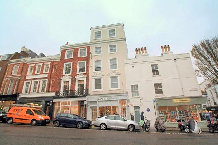 1 Bedroom Apartment To Rent In Batholomews. East Street, Brighton, BN1