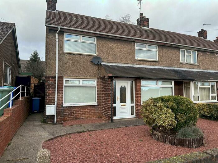 3 Bedroom Semi-Detached House To Rent In Ladybrook Lane, Mansfield, NG19