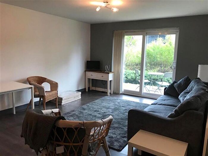 2 Bedroom Apartment To Rent In Steele House, Salford, Greater Manchester, M5