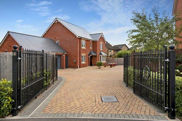 4 Bedroom Detached House For Sale In Lower Greenfield, Hemyock, Cullompton, EX15