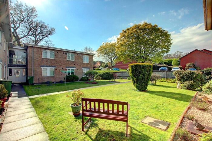 2 Bedroom Apartment To Rent In The Becks, Alvechurch, Birmingham, Worcestershire, B48