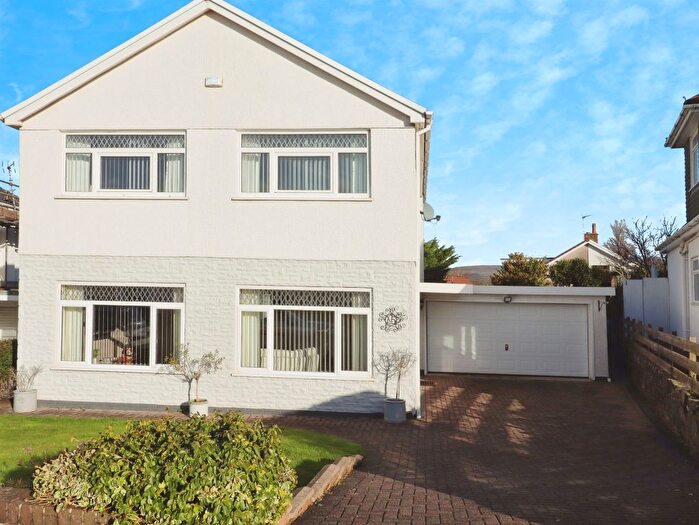 4 Bedroom Detached House For Sale In Penywaun, Efail Isaf, Pontypridd, CF38