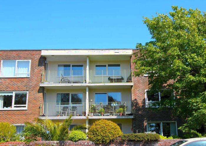 2 Bedroom Flat To Rent In Wilmington Court, Bath Road, BN11