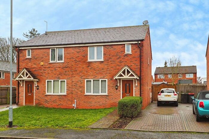 3 Bedroom Semi Detached House For Sale In Pilot Drive, Hucknall, Nottingham, Nottinghamshire, NG15