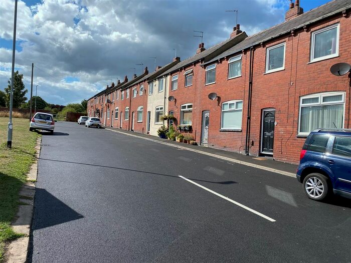 3 Bedroom Terraced House To Rent In Malmesbury Terrace, Leeds, LS12