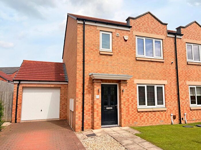 3 Bedroom Semi-Detached House For Sale In Brookdale, Sunderland, Tyne & Wear, SR3
