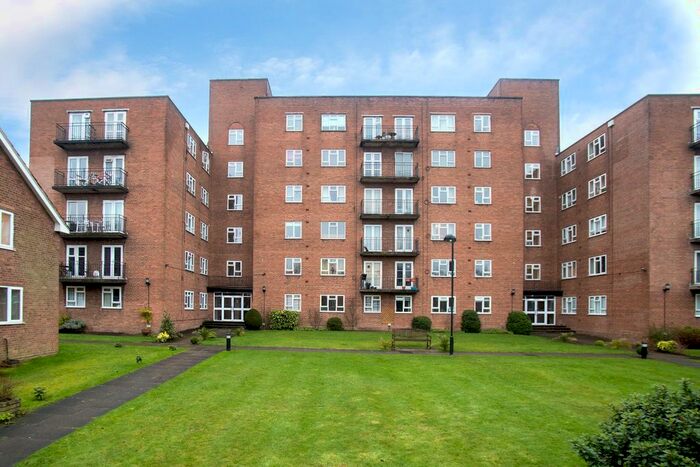 1 Bedroom Flat To Rent In Griffin Court, West Drive, Edgbaston, B5