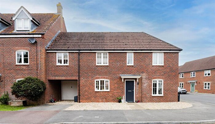 4 Bedroom Property For Sale In Hosey Road, Sturminster Newton, DT10