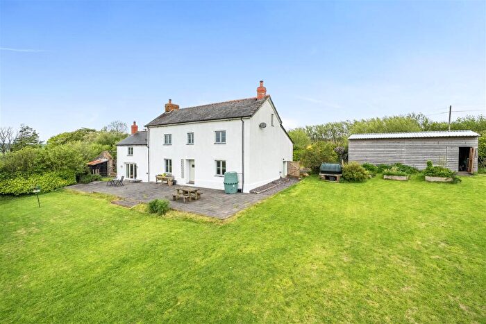 5 Bedroom Detached House For Sale In Rackenford, Tiverton, EX16
