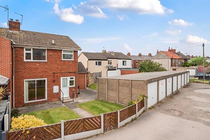 3 Bedroom Semi-detached House For Sale In York Road, Tadcaster, LS24