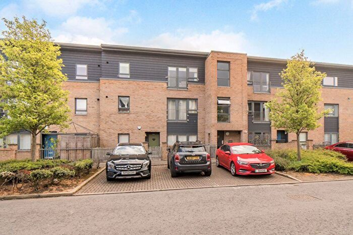 2 Bedroom Flat For Sale In / West Pilton Road, Pilton, Edinburgh, EH4